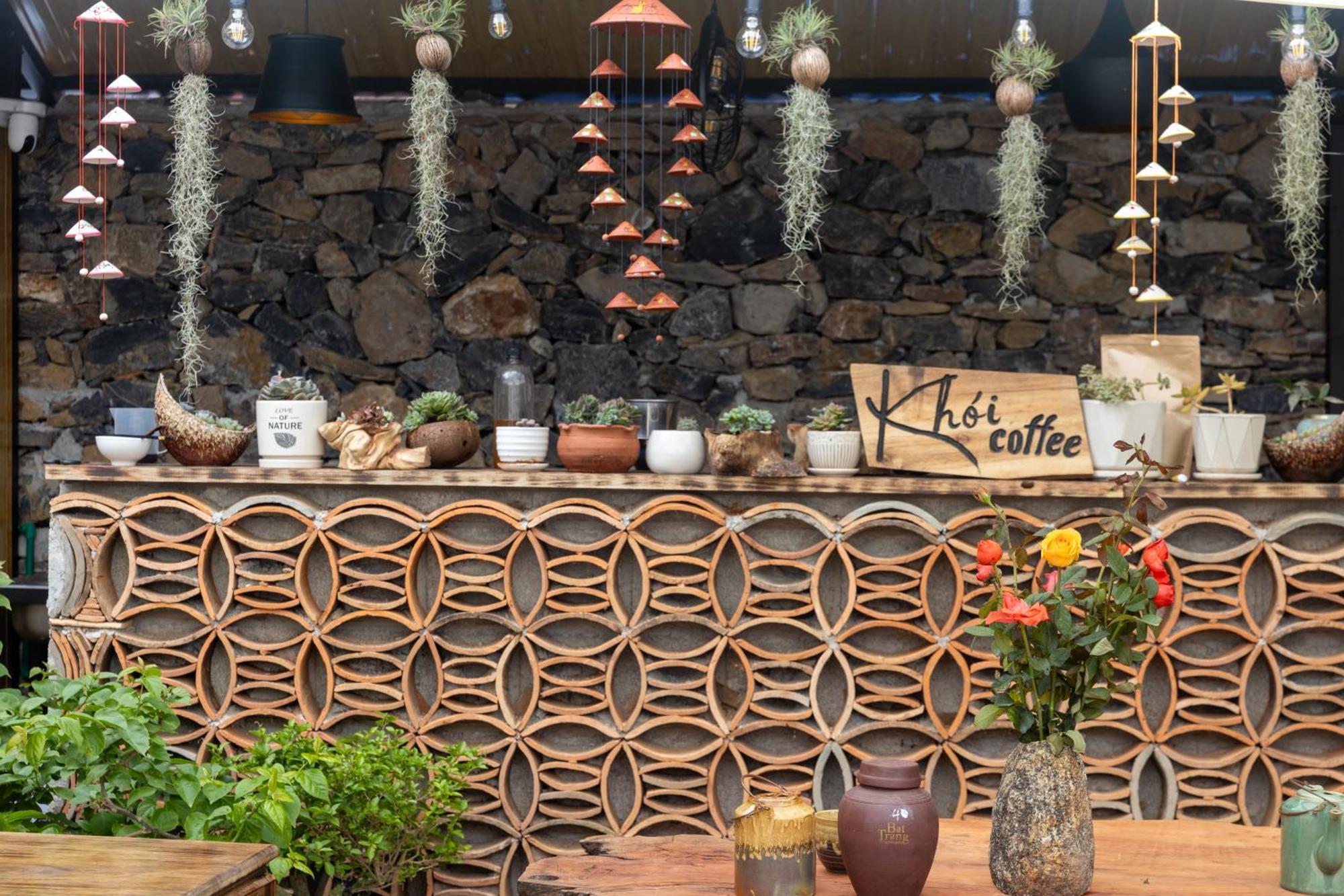 Khoi Homestay And Restaurant Loung Co 외부 사진