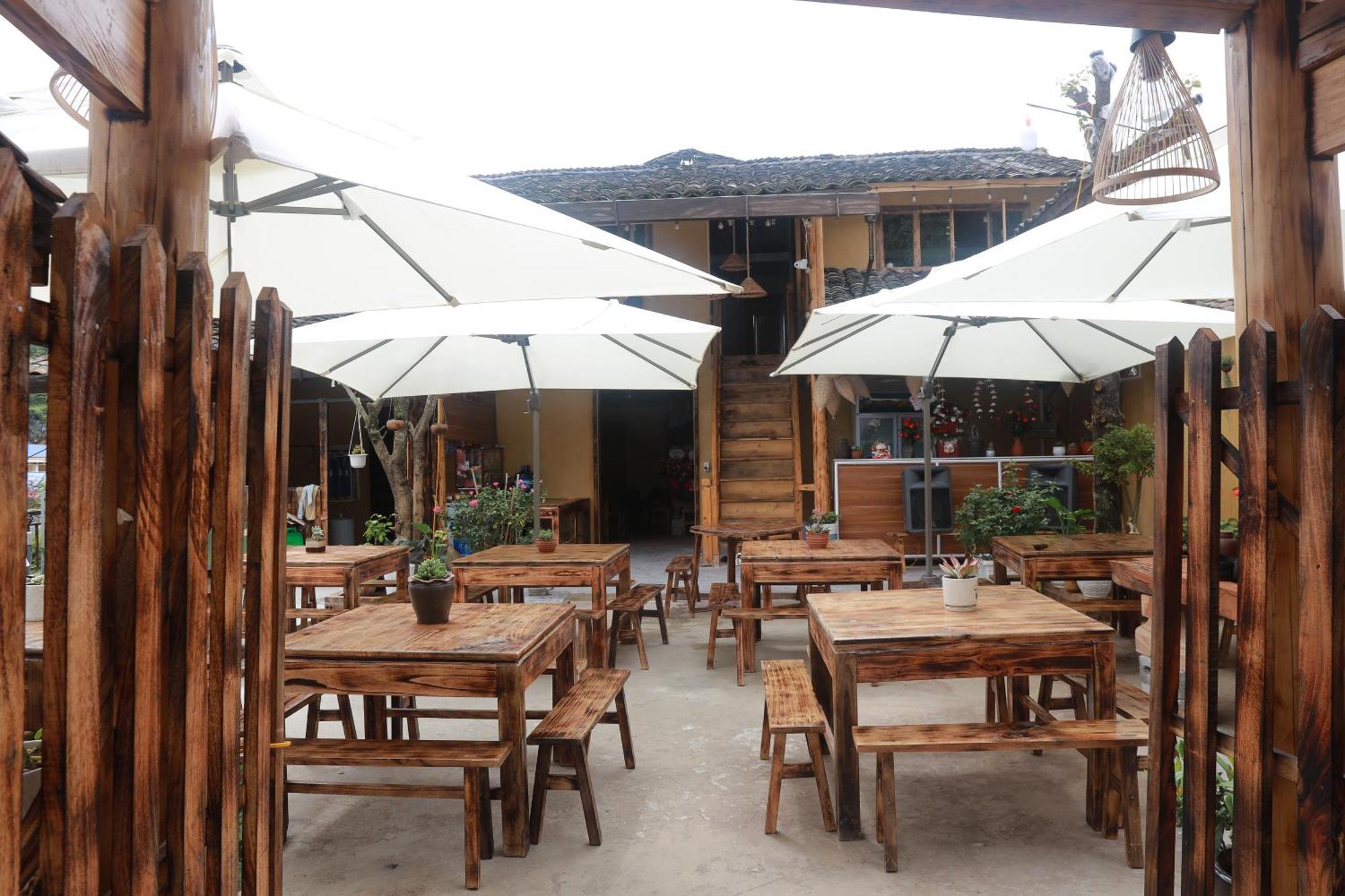 Khoi Homestay And Restaurant Loung Co 외부 사진