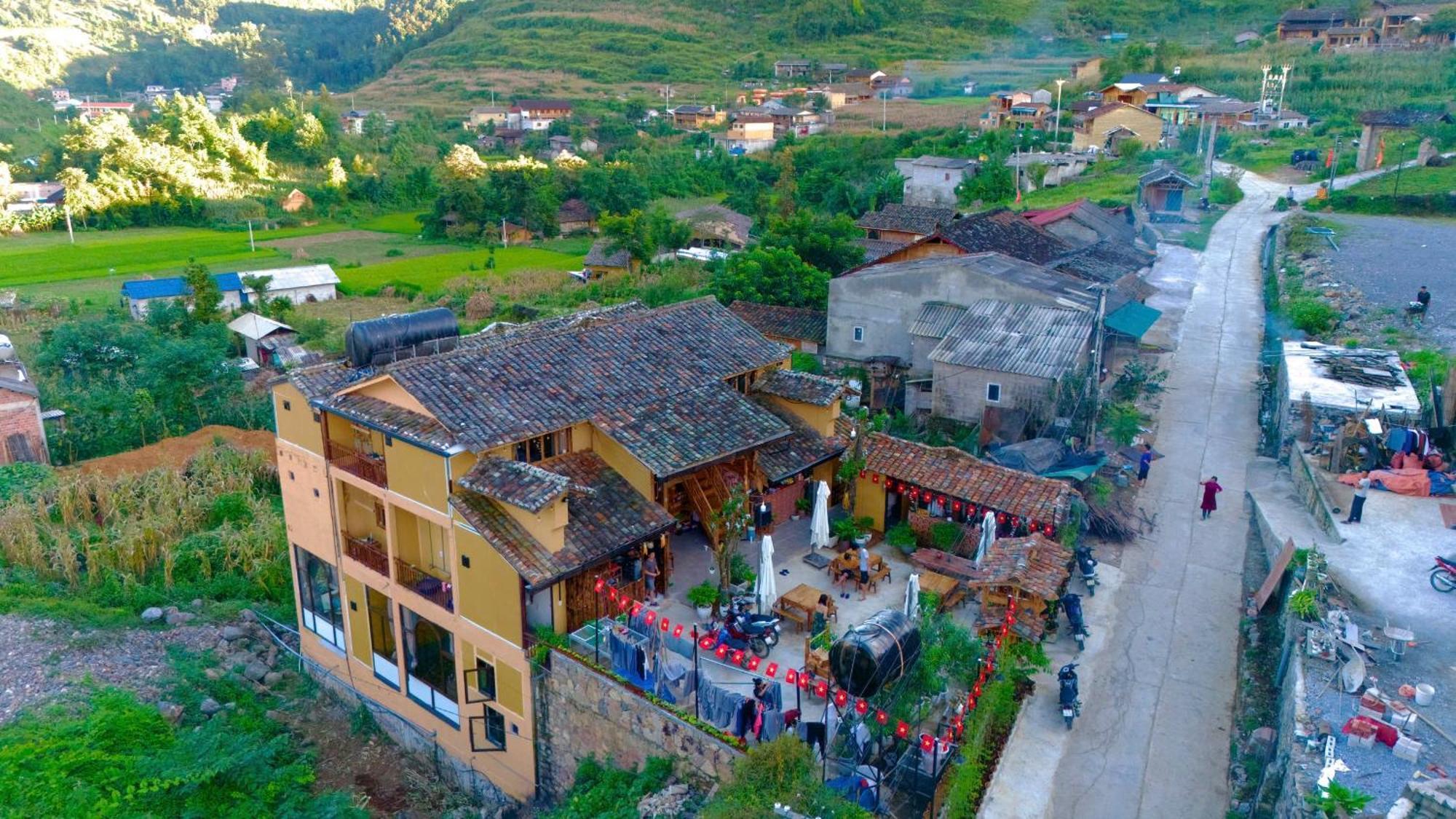 Khoi Homestay And Restaurant Loung Co 외부 사진